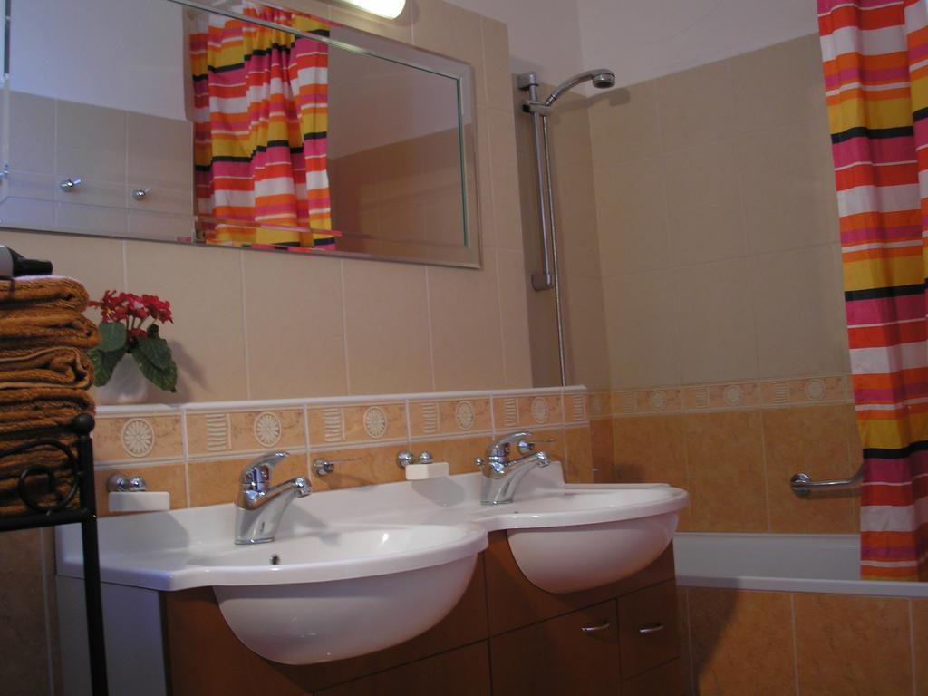 Vacation Apartment Up To 10 布拉迪斯拉发 客房 照片